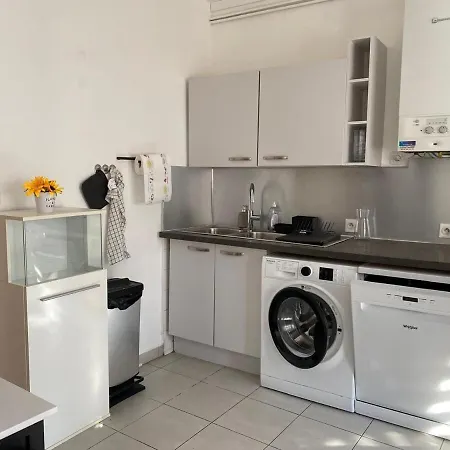 Apartment T4 - 3 *