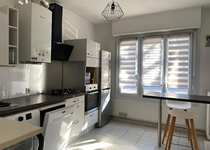 Appartamento T4 - 3 *